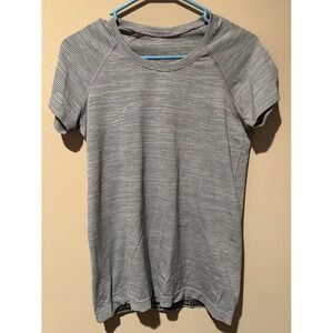 Lululemon Swiftly Tech Short Sleeve 2.0 - Heathered Black/White Stripe - Size 10